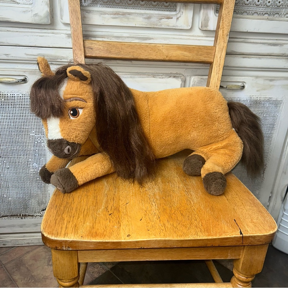 Spirit Untamed Dream Works horse plush 20" Embroidered face side laying  2021
